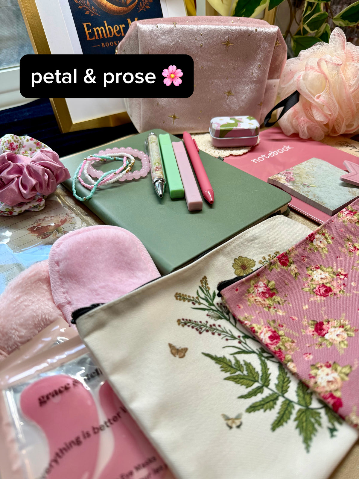🌙 Mystery Bundle